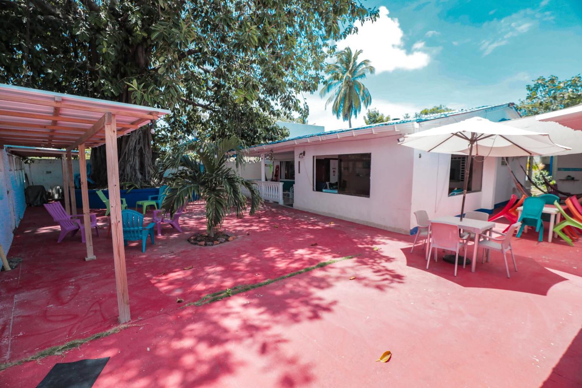 Hostal Palo Alto San Andrés Exterior photo